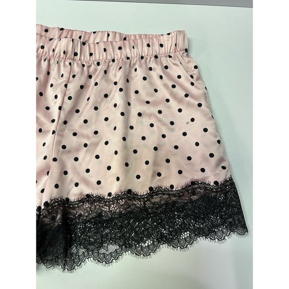 Victoria's Secret Satin Shorts XS Pink With Black Polka Dots Black Lace Trim New - Picture 3 of 10
